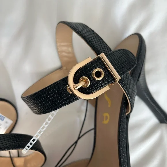 Unisa Black Women's Heels - Picture 5 of 8